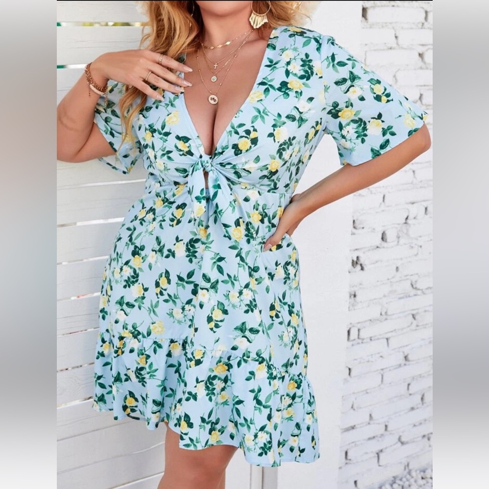 SHEIN VCAY Plus Floral Print Tie Front Plunging Neck Dress